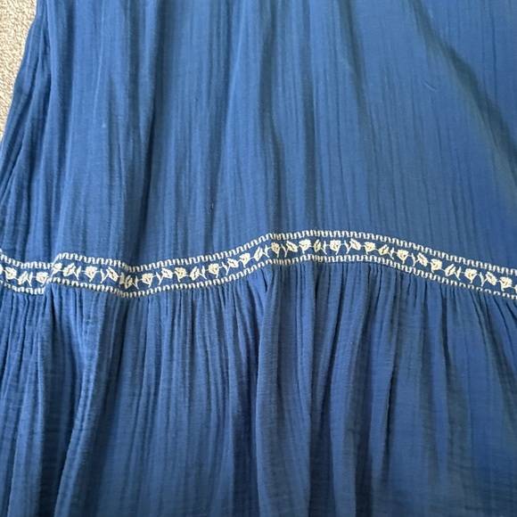 Old Navy Crinkle-Crepe Maxi Swing Dress Rhapsody in Blue - Picture 4 of 9